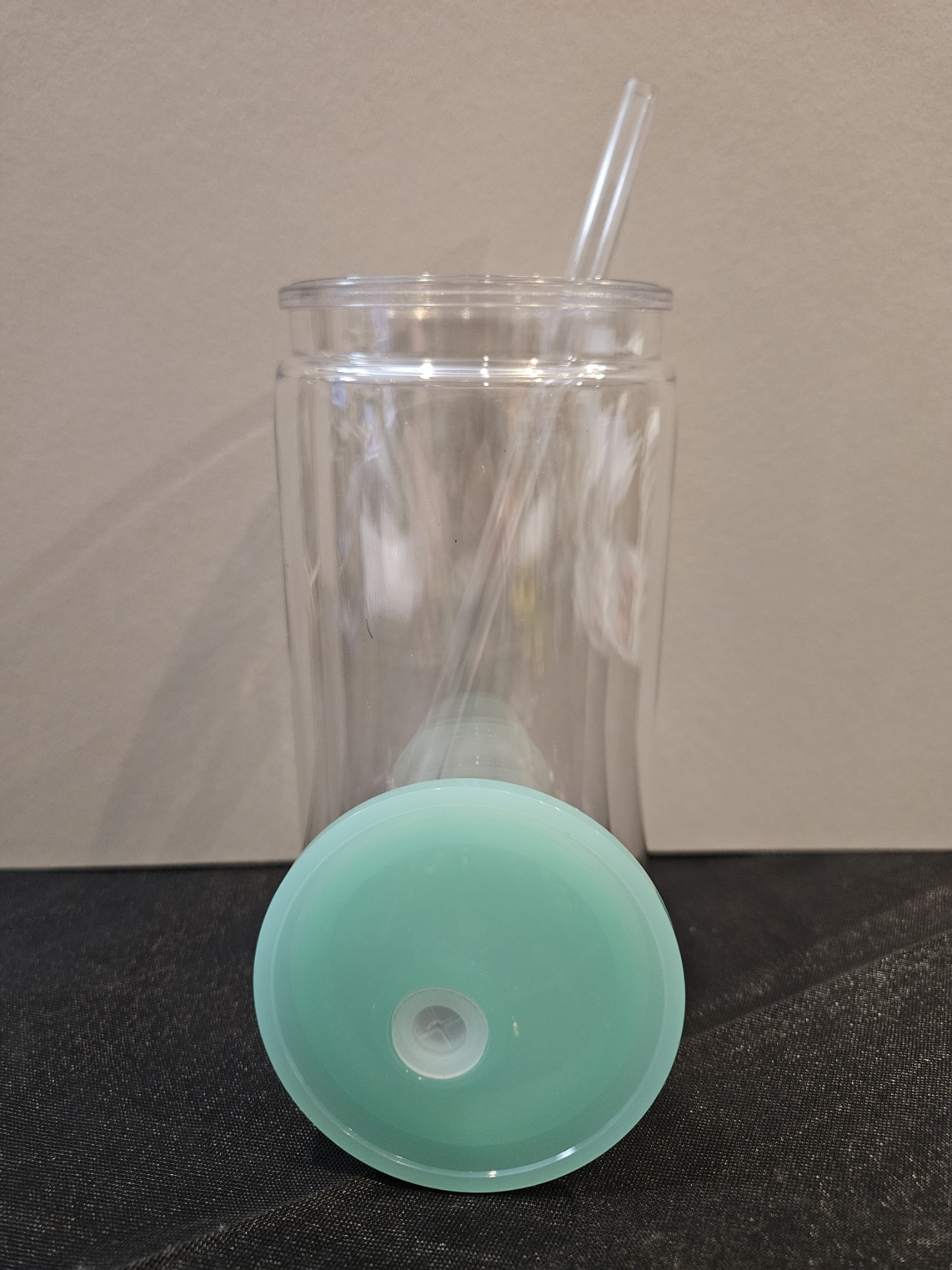 16 oz Acrylic Snowglobe